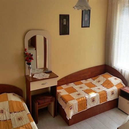 Guest House Konomaevi Σωζόπολη Εξωτερικό φωτογραφία